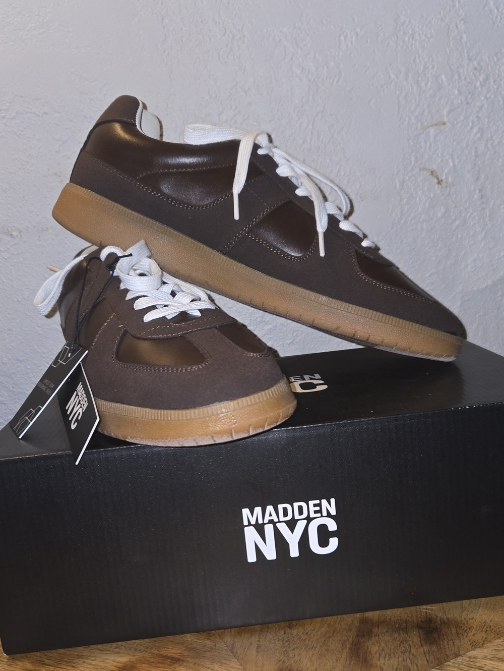 Men's Madden NYC "Morddy" Casual Sneakers In Size 10.5